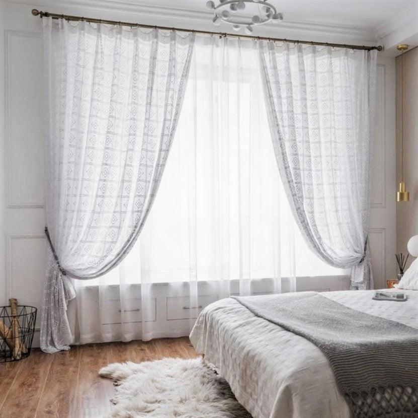 Jolie white lace curtains, custom made curtains, transparent curtains, custom curtain shop Europe, Gardinen nach Maß
